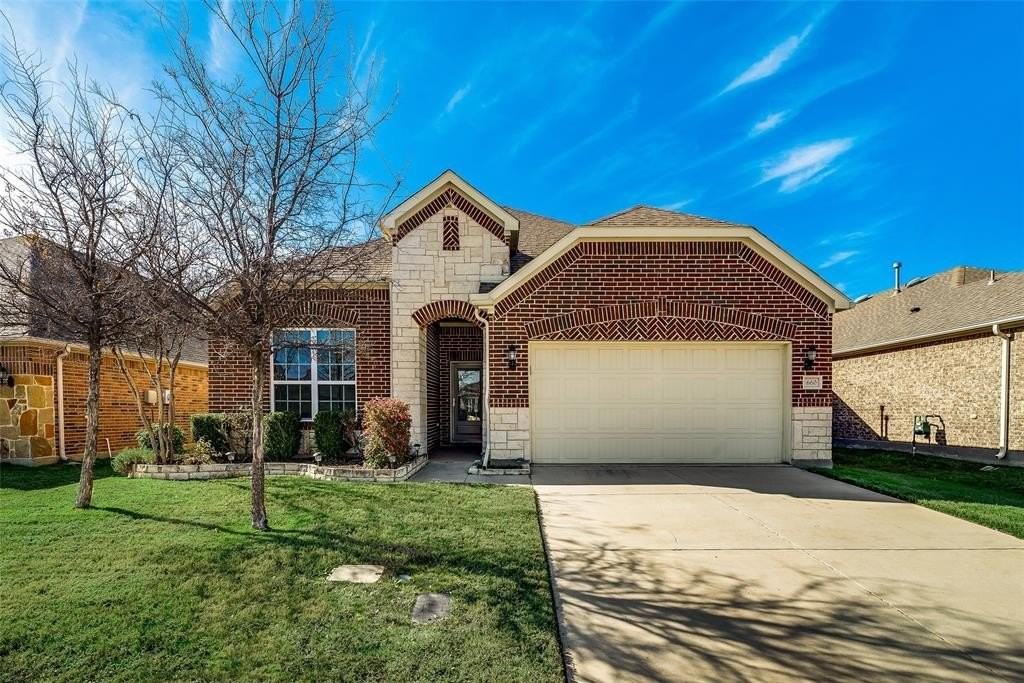 660 Hobie Point Dr - Photo 2 of 26