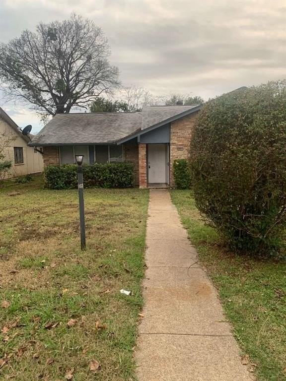 3801 Lancelot Place - Photo 2 of 24