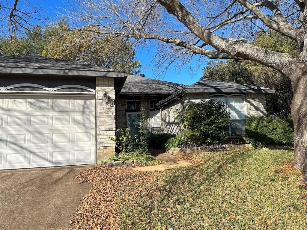 6202 Sandstone Dr - Photo 2 of 38