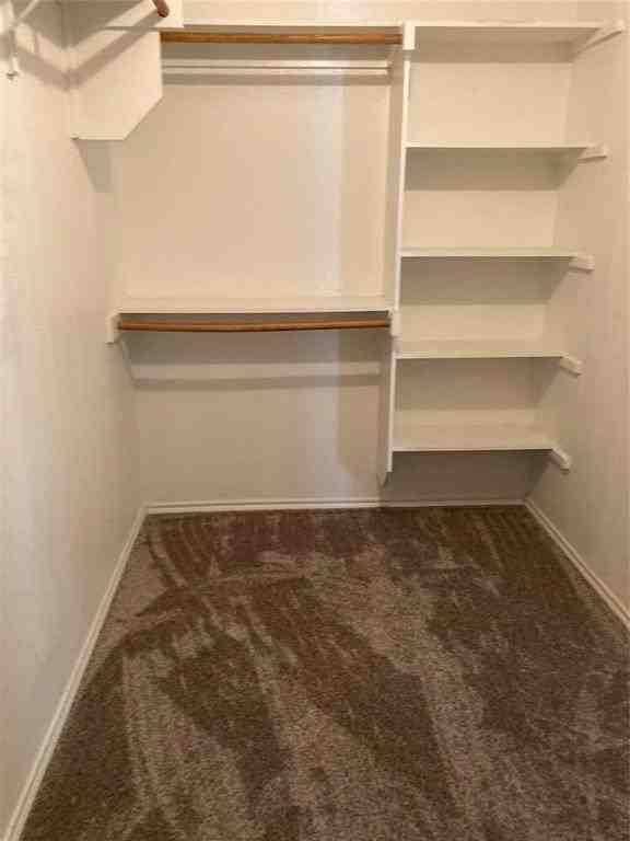 717 Mahogany Dr - Photo 6 of 11