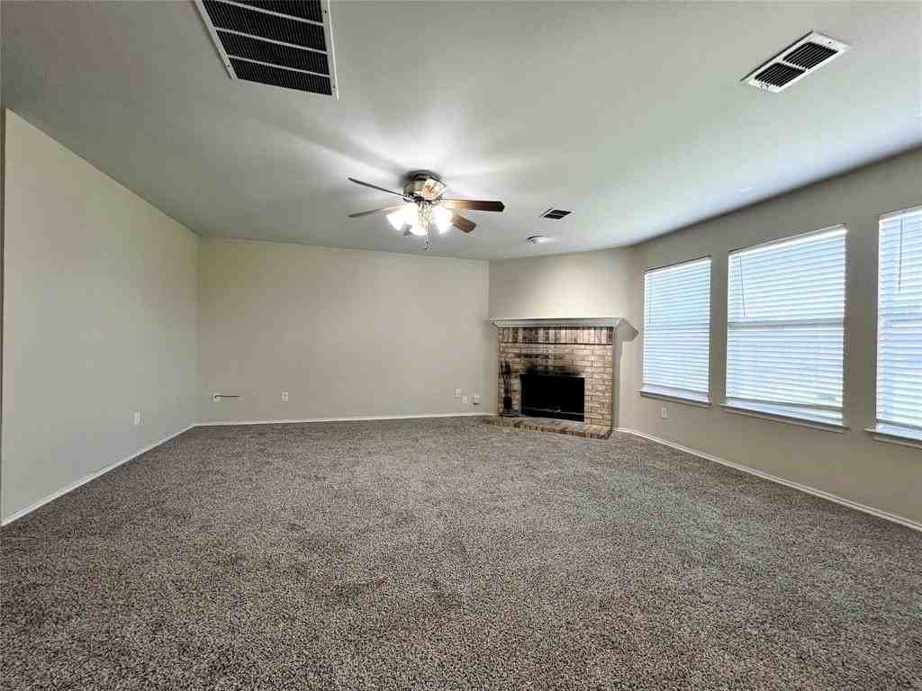 8813 Chisholm Trl - Photo 4 of 24