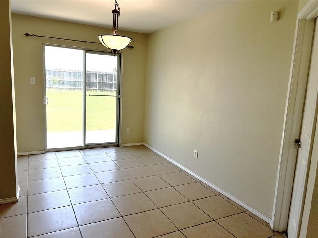 8813 Chisholm Trl - Photo 6 of 24