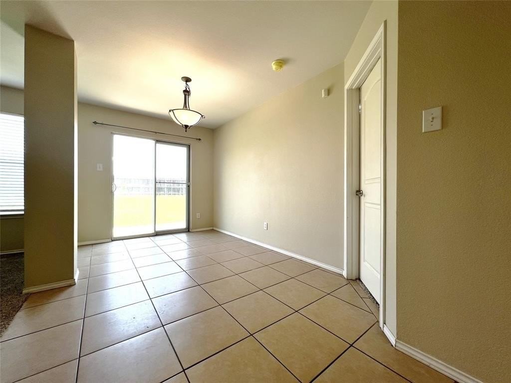 8813 Chisholm Trl - Photo 7 of 24