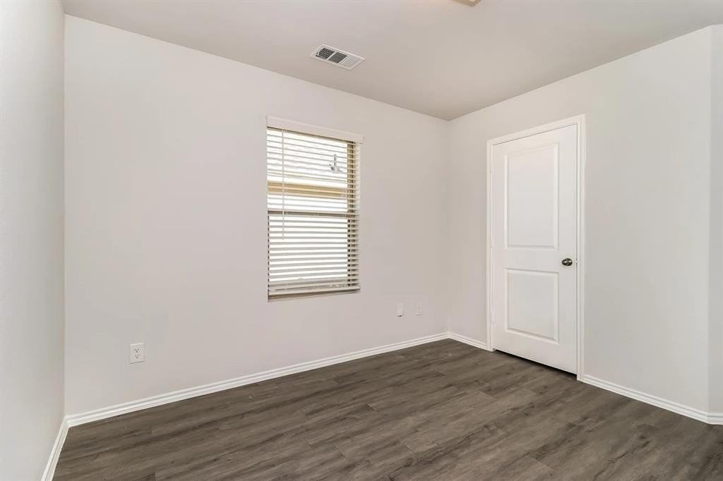 5556 Willamette Dr - Photo 7 of 14