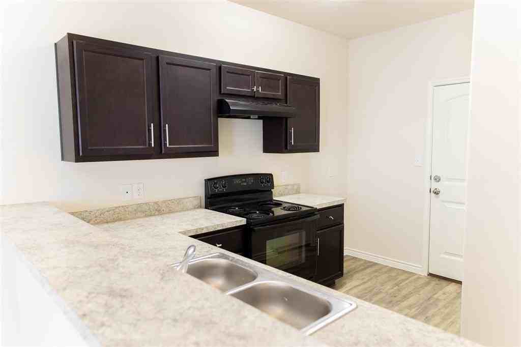 9942 Chilmark Way - Photo 2 of 10