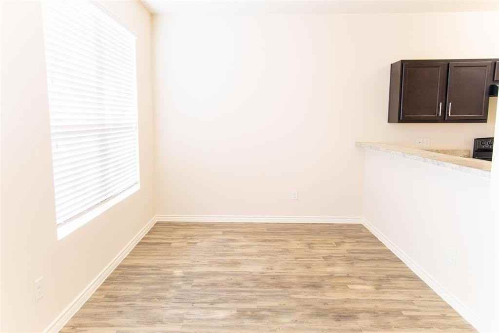 9942 Chilmark Way - Photo 4 of 10