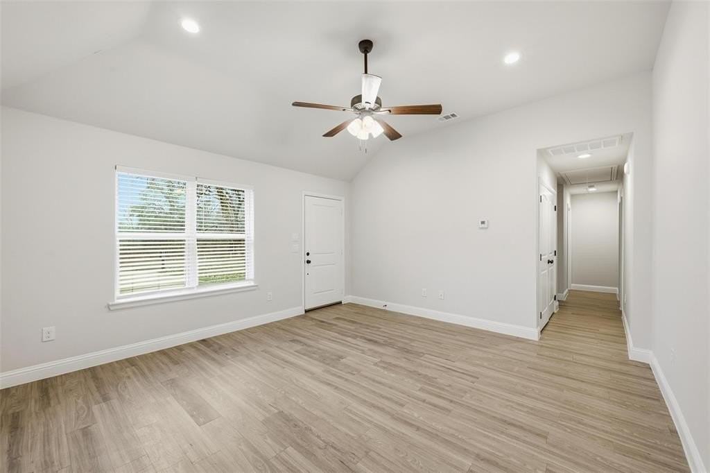 230 E Johnson St - Photo 2 of 21