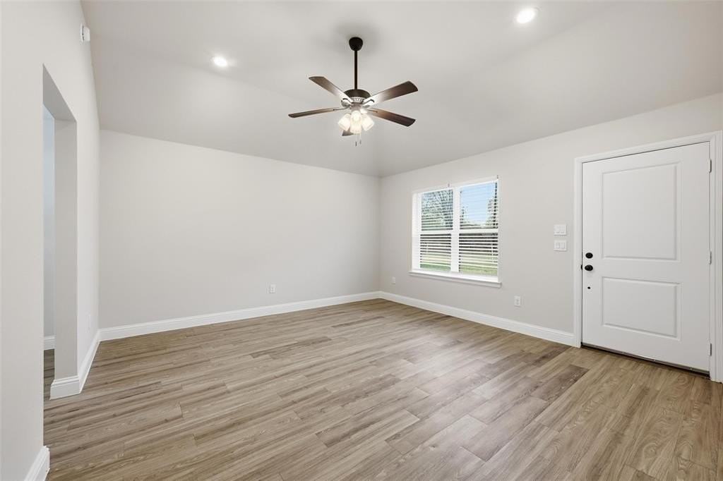 230 E Johnson St - Photo 5 of 21