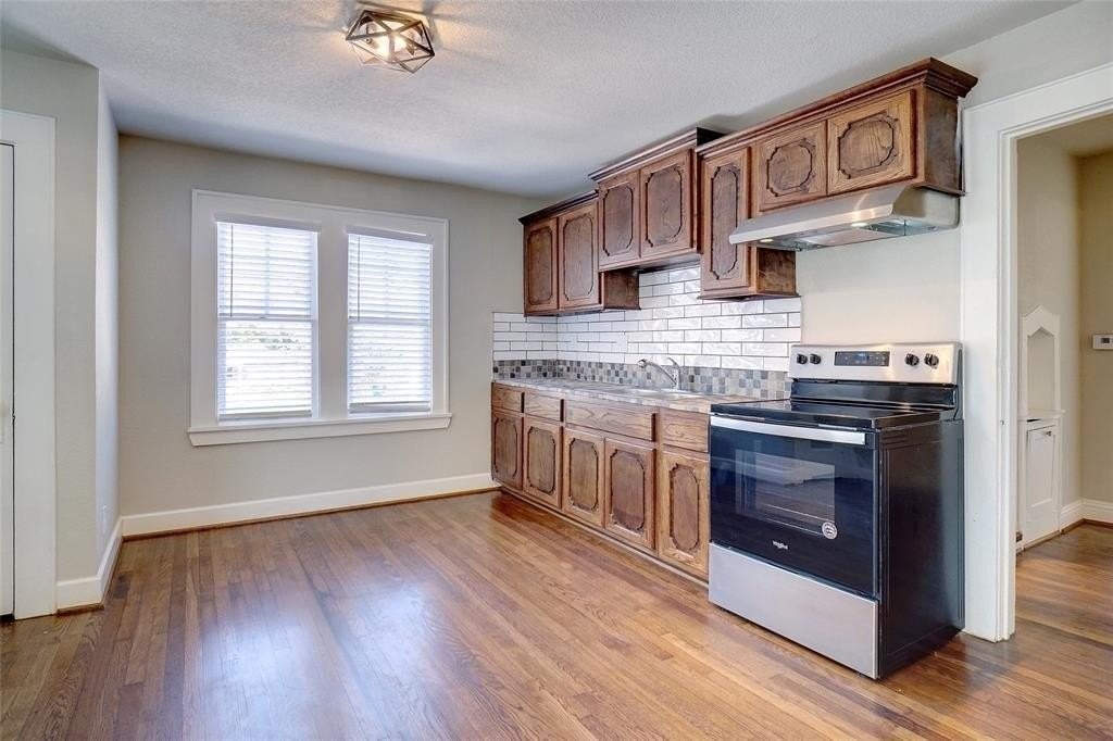 1511 Clover Lane #3 - Photo 5 of 7