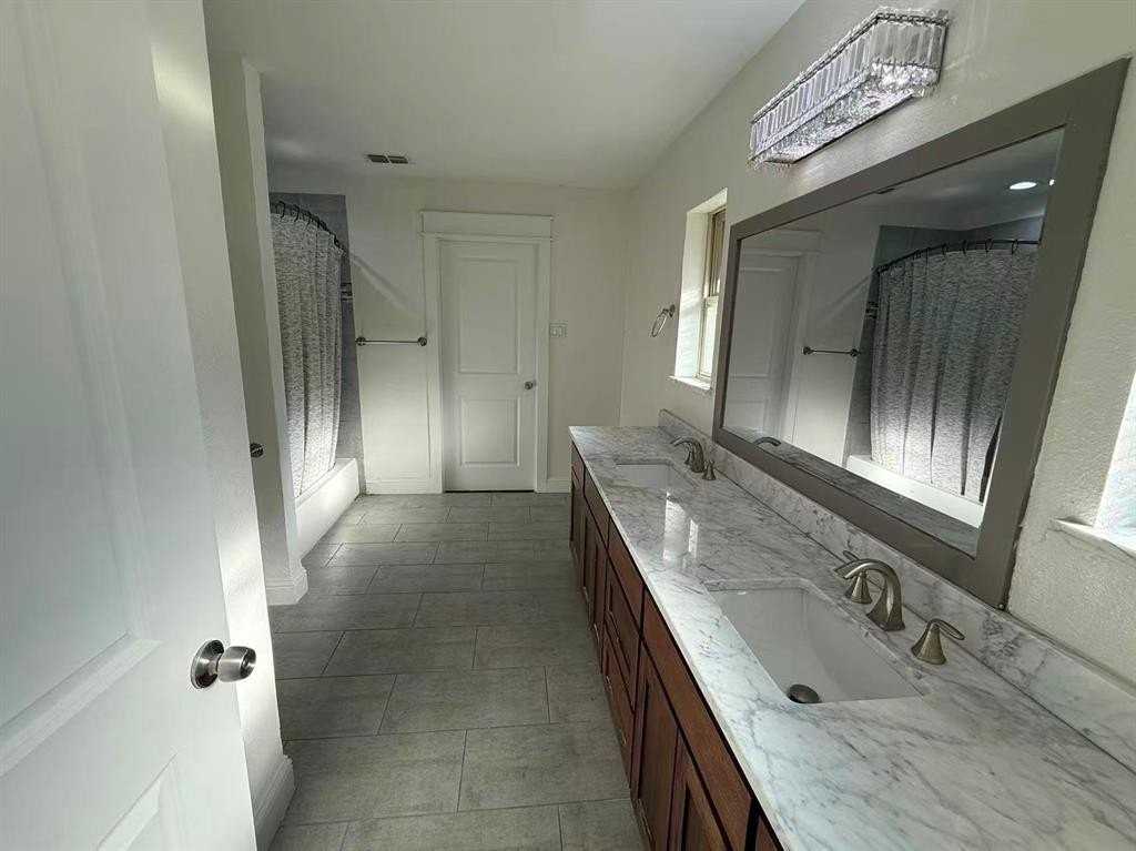 6121 Preston Haven Dr - Photo 5 of 35