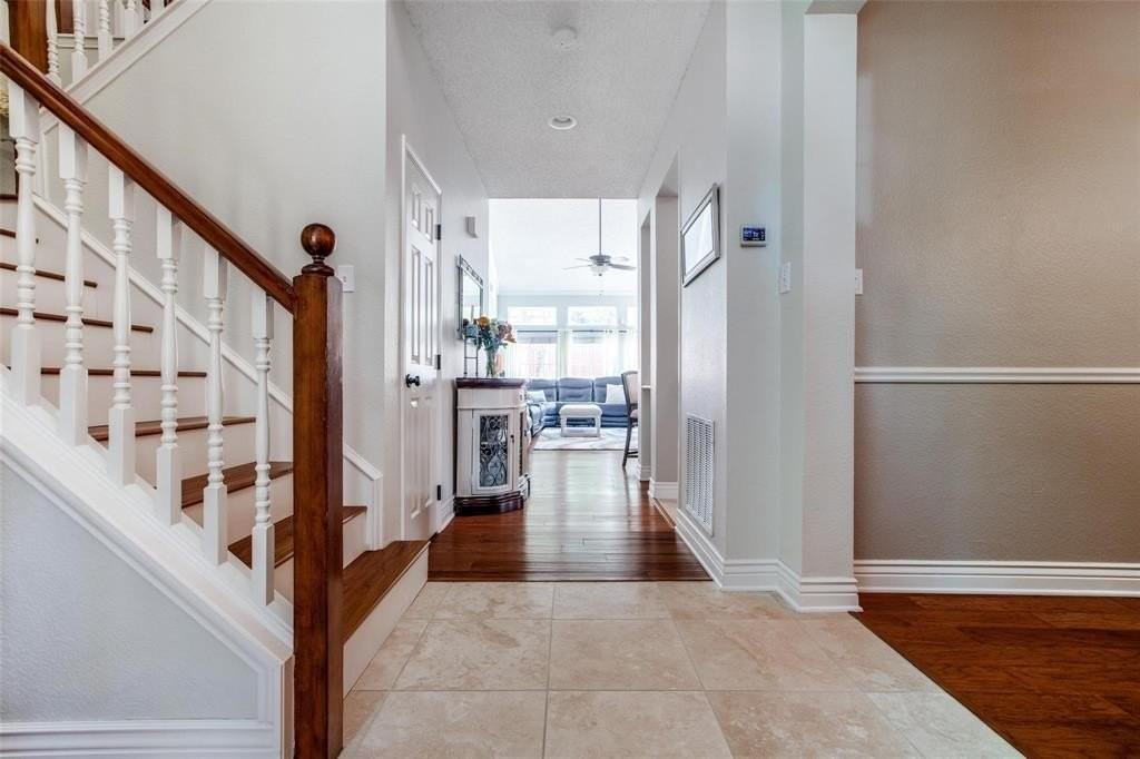 7708 Orly Court - Photo 5 of 30