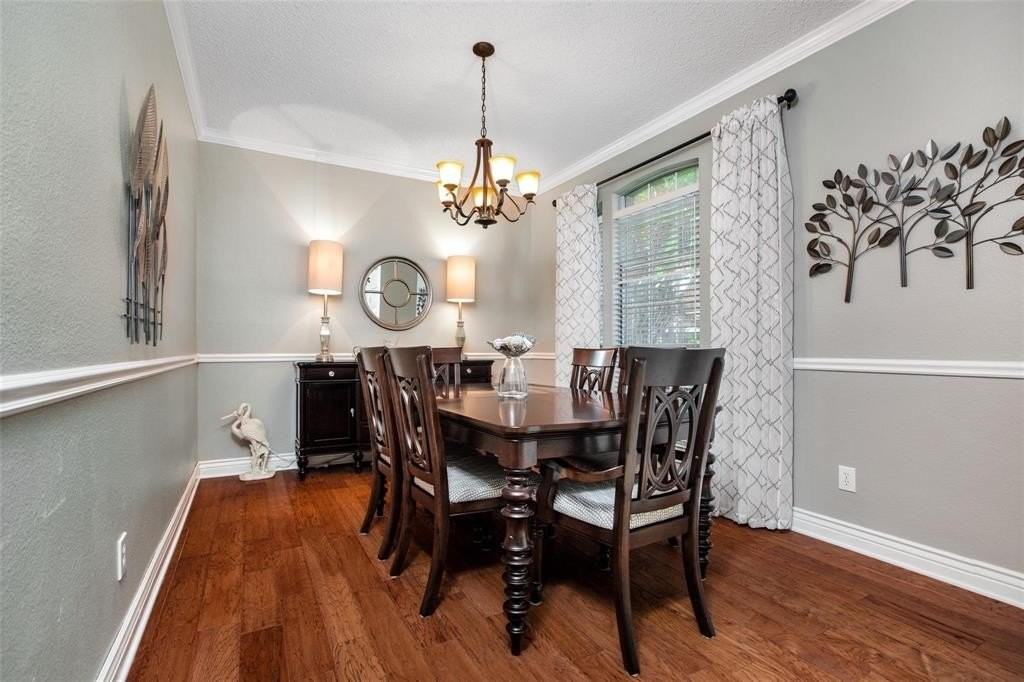 7708 Orly Court - Photo 6 of 30