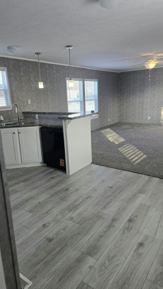 5075 Wessex St #182 - Photo 2 of 4