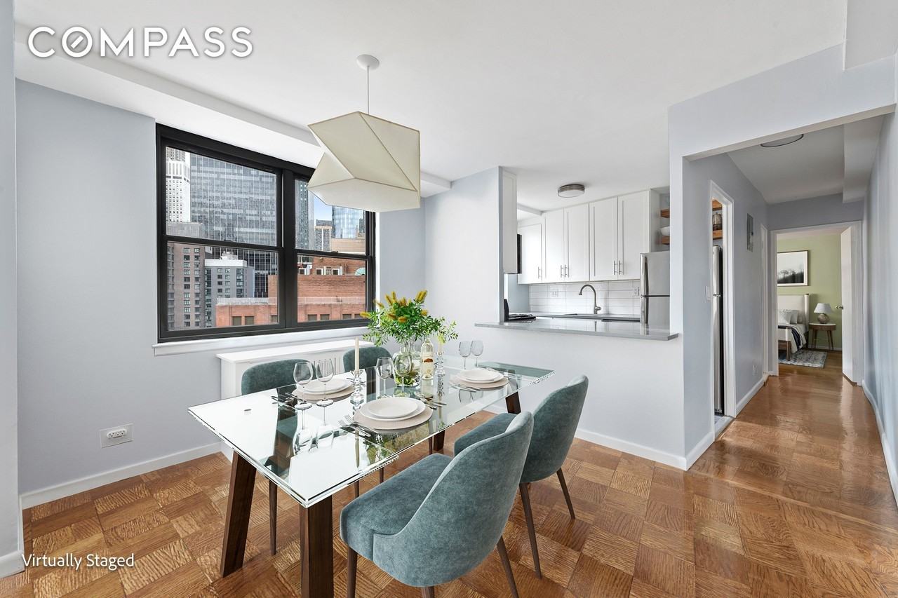 225 E 36th St #18M - Photo 2 of 4