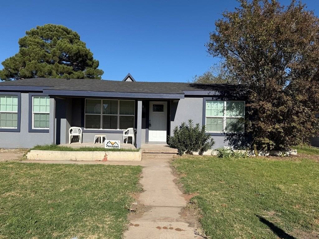 2711 East 31st Street - Photo 2 of 18