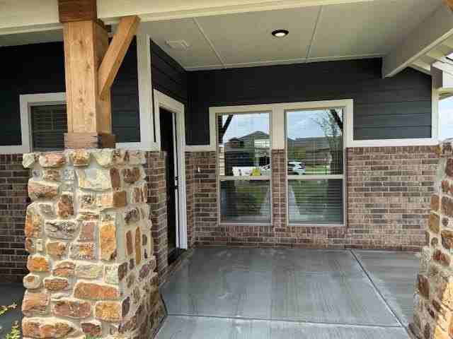 10537 Northwest 32nd Street - Photo 6 of 38