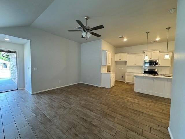 9604 Southwest 25th Street - Photo 2 of 31