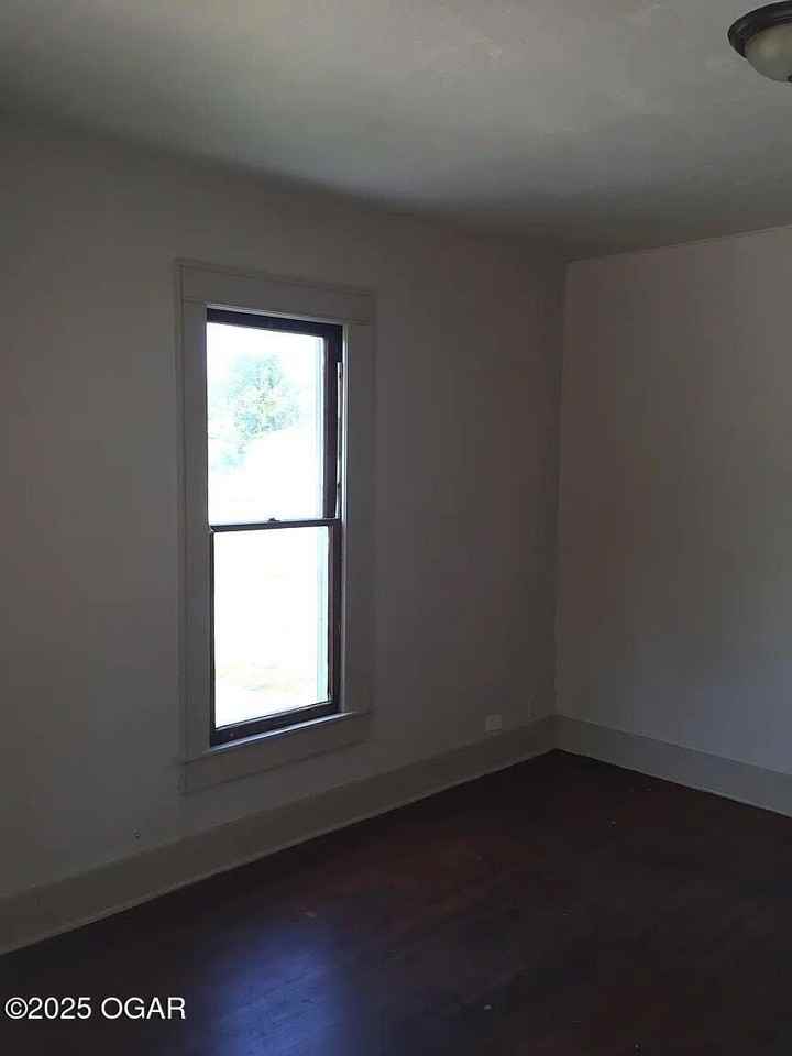 1920 South Connor Avenue - Photo 5 of 11