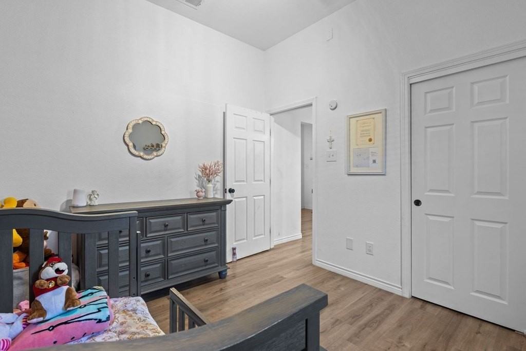 2912 Boardwalk - Photo 6 of 14