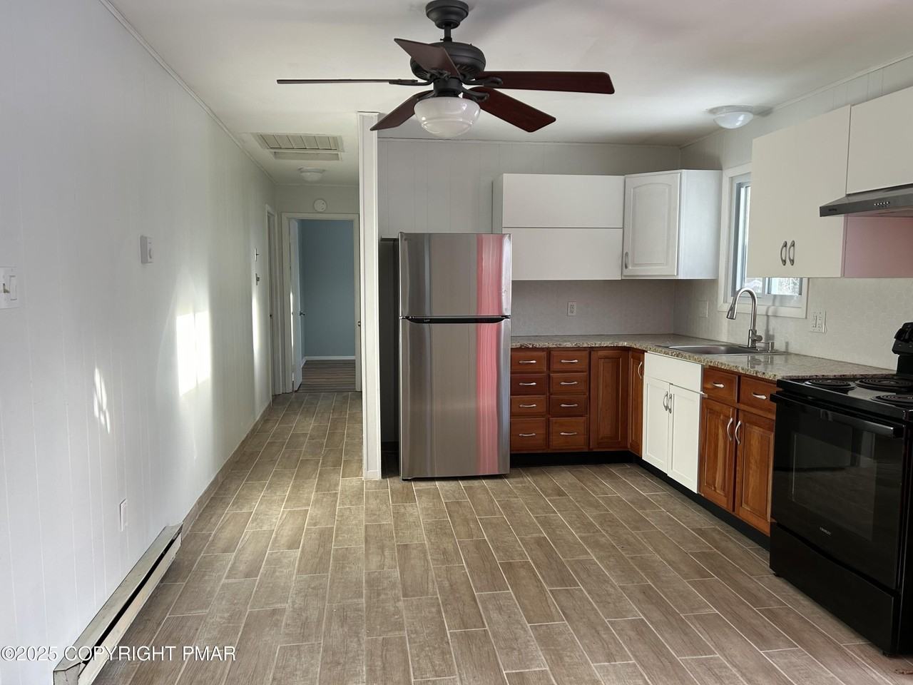 107 Davis Cir - Photo 7 of 35