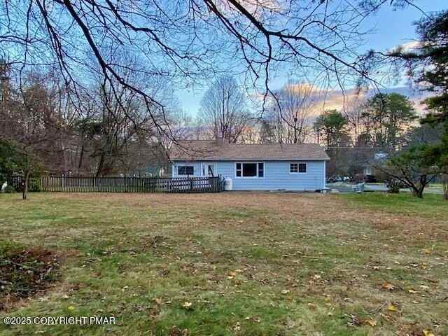 9002 Robinhood Dr - Photo 5 of 47