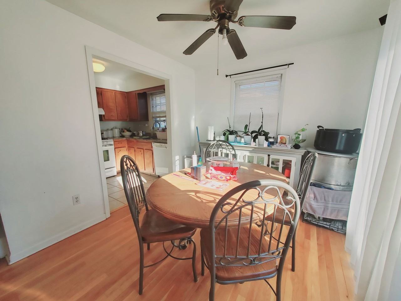 4 Elmwood St - Photo 2 of 8