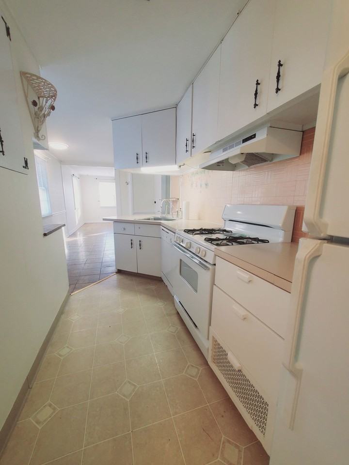 36 Givens Ave #1 - Photo 3 of 8