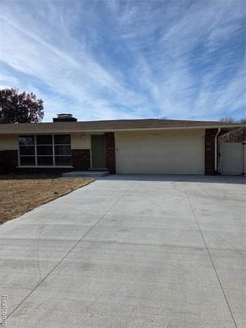 19051 Merriman Rd - Photo 2 of 22