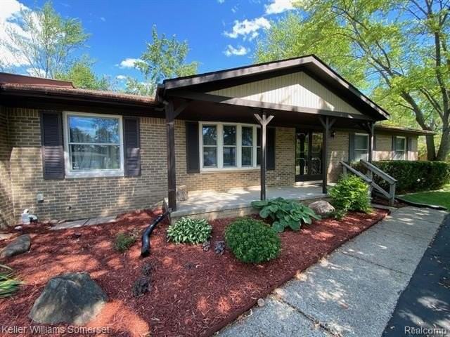 24694 Creekside Drive