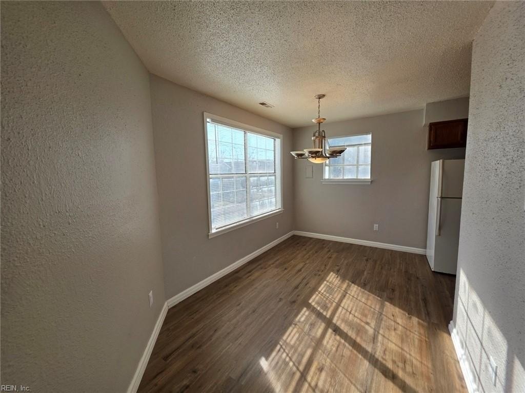 1036 West 37th Street #D - Photo 5 of 17