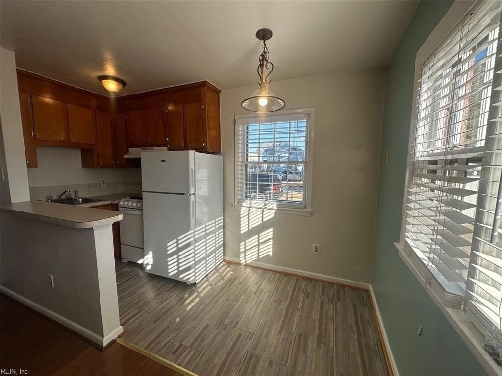 1023 Little Bay Ave #5 - Photo 7 of 15