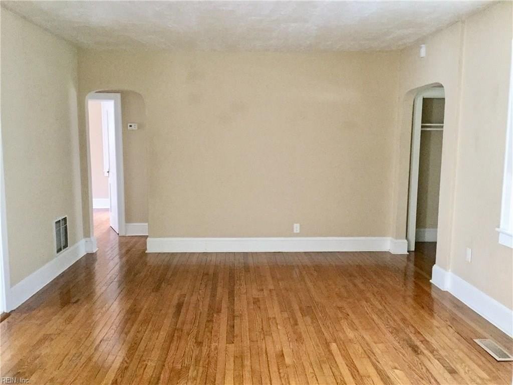 1517 Kerrey Ave - Photo 3 of 19