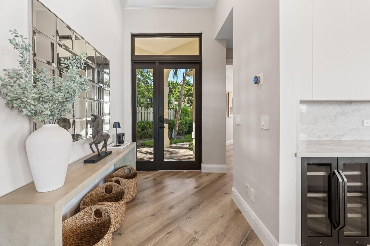 2658 Players Ct - Photo 5 of 39