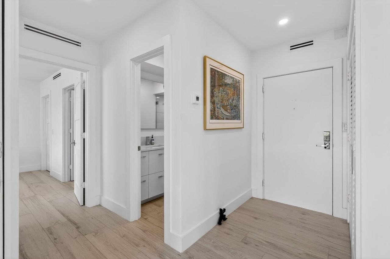 1000 Lowry Street #6J - Photo 7 of 50