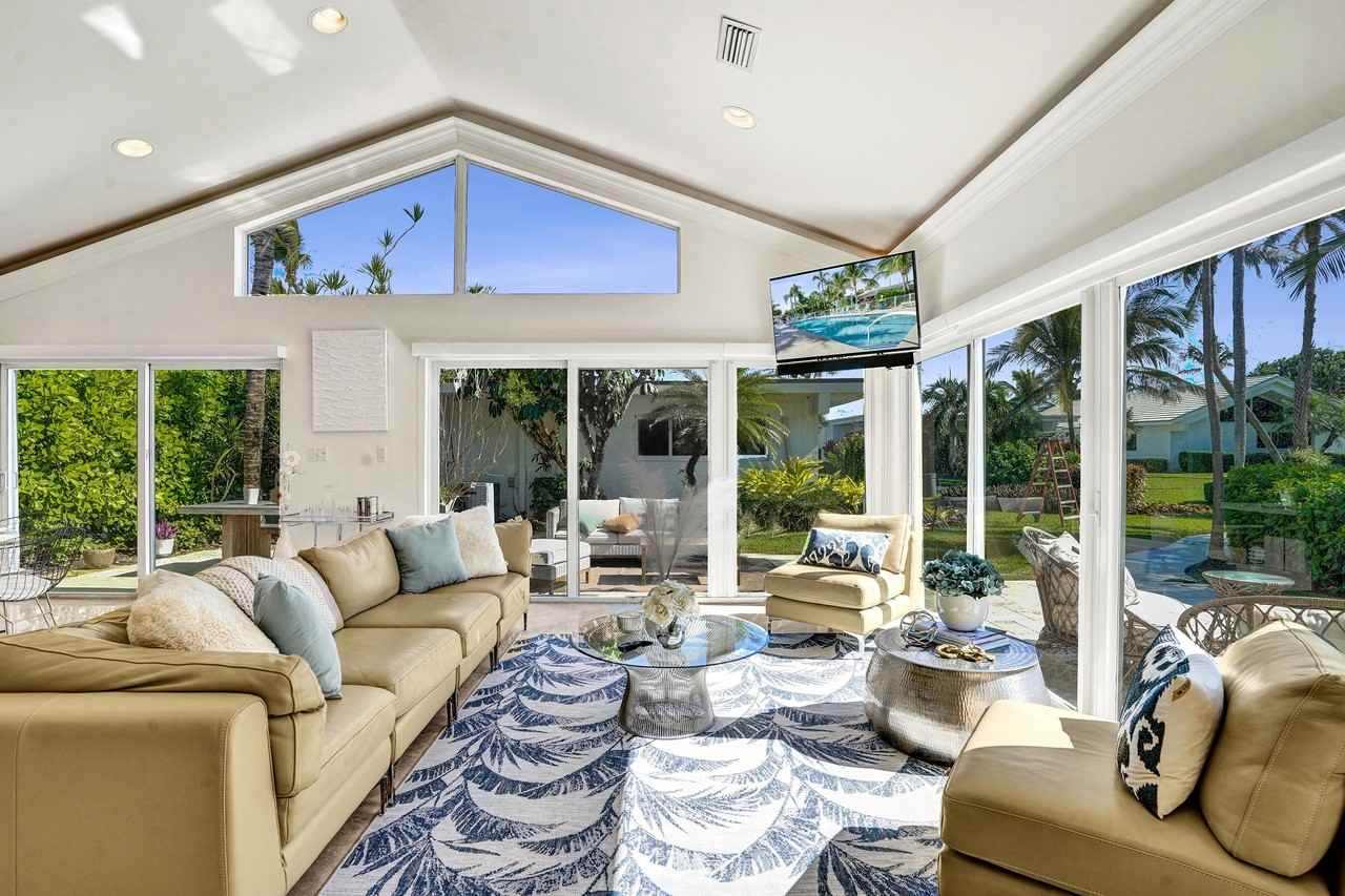 1212 Hillsboro Mile - Photo 5 of 23