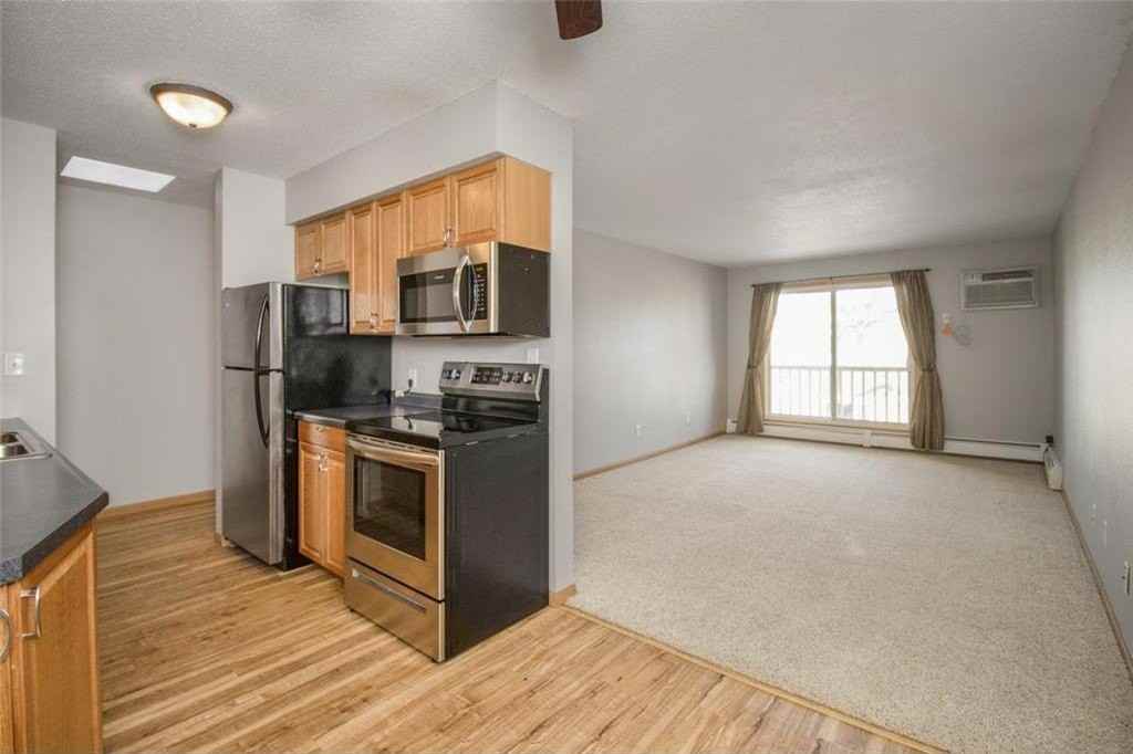 7414 W 22nd St #315 - Photo 5 of 16