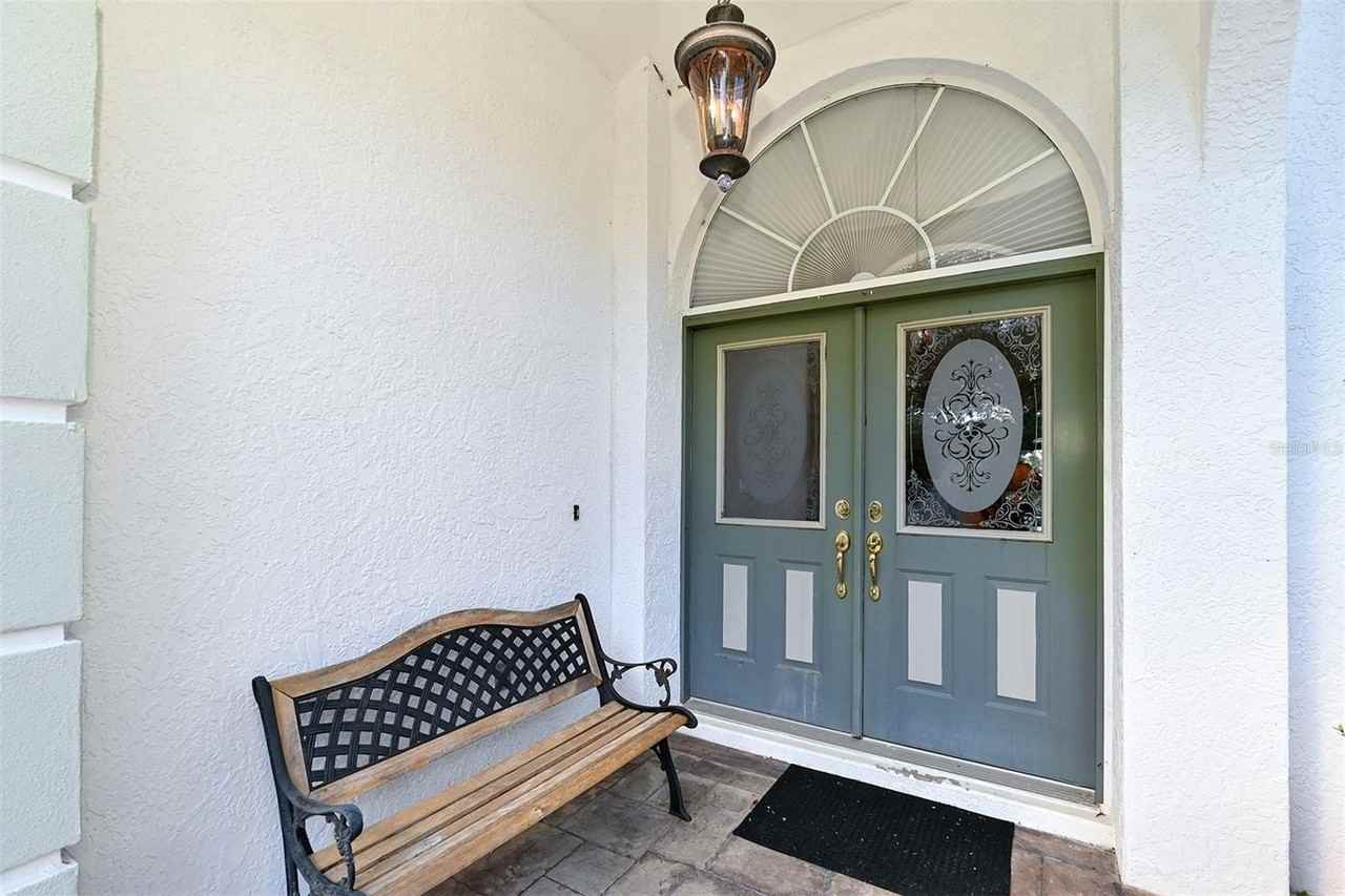 3866 Surrey Ct - Photo 6 of 50