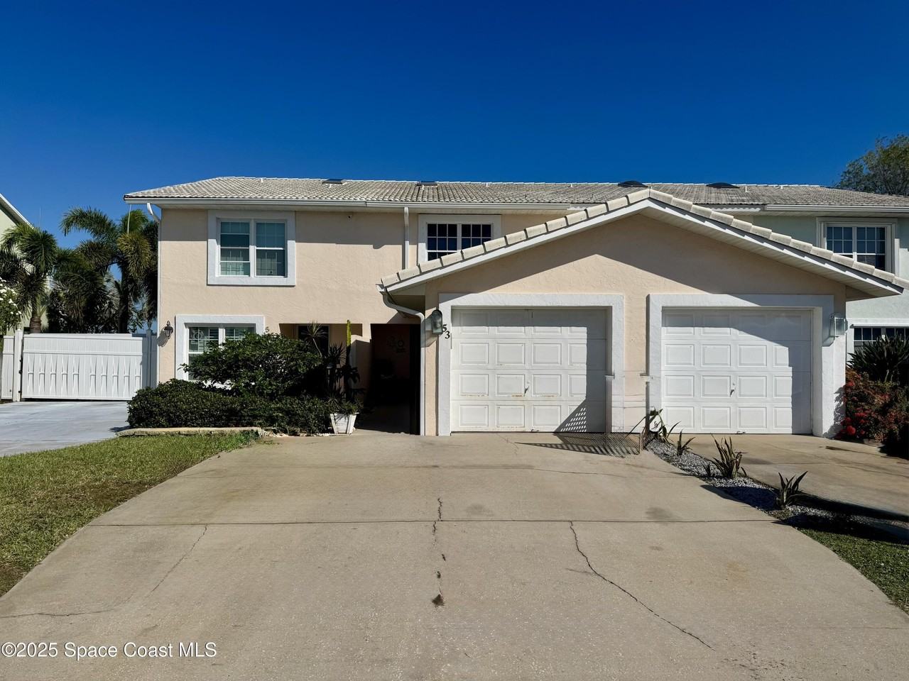 53 Anchor Dr - Photo 2 of 29