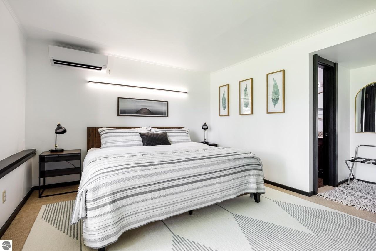 5000 S Townhouse Dr - Photo 4 of 16