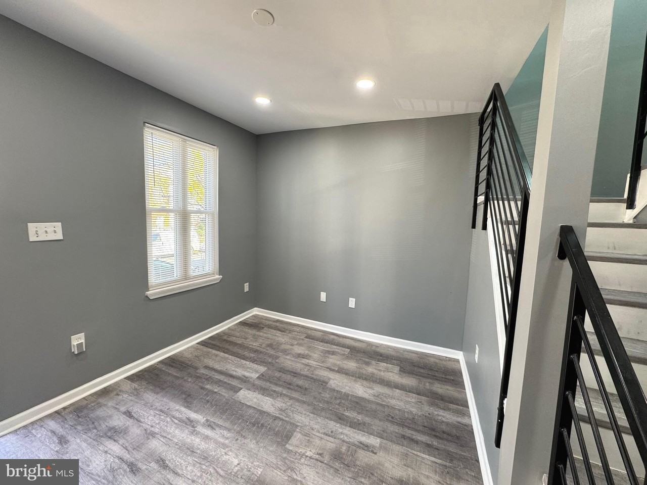 764 Morton St Nw - Photo 5 of 23