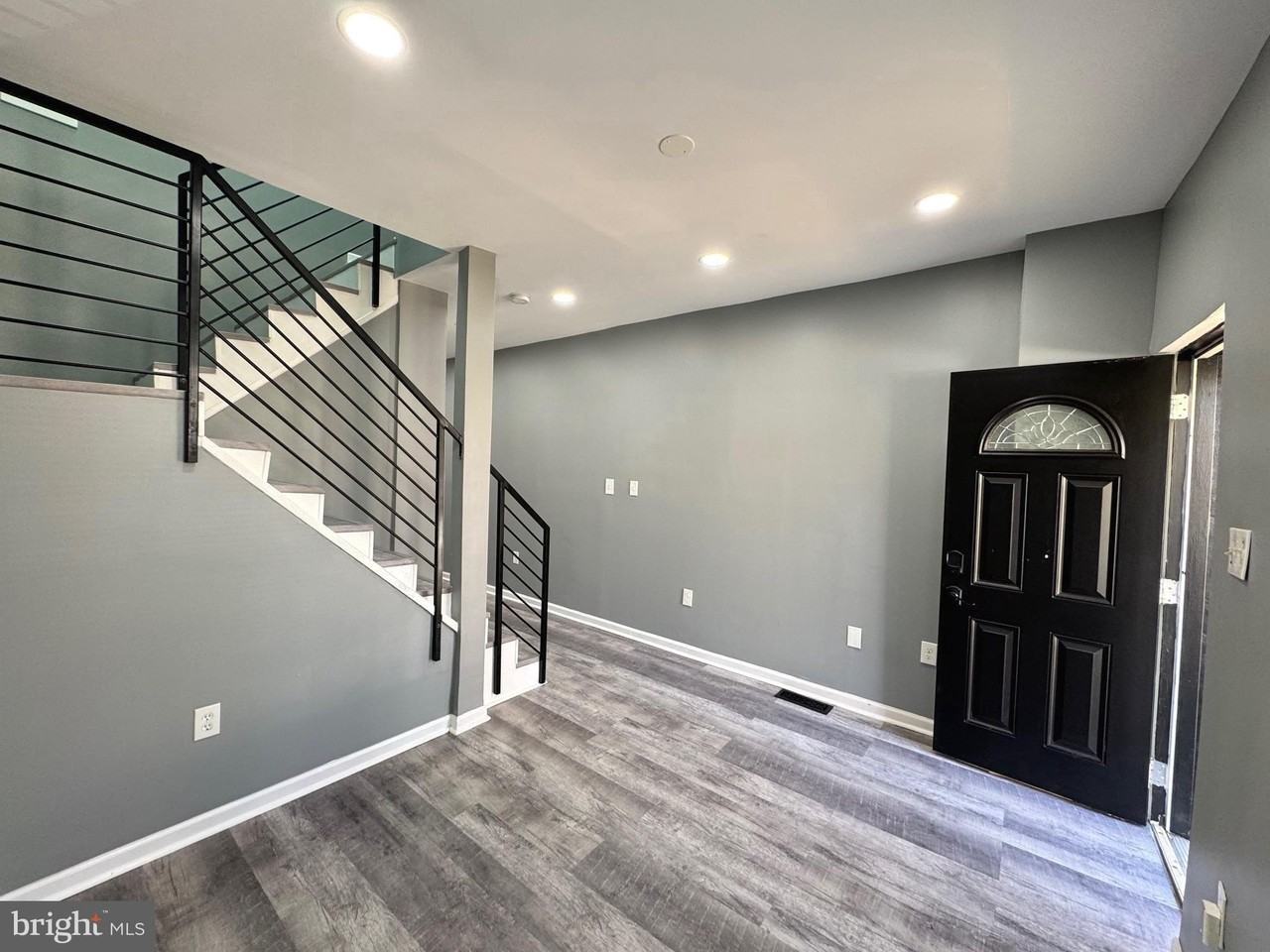 764 Morton St Nw - Photo 6 of 23