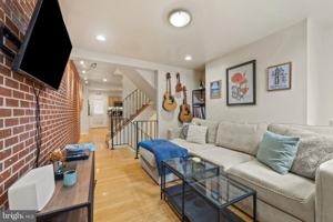 featured image of 1807 East Lombard Street