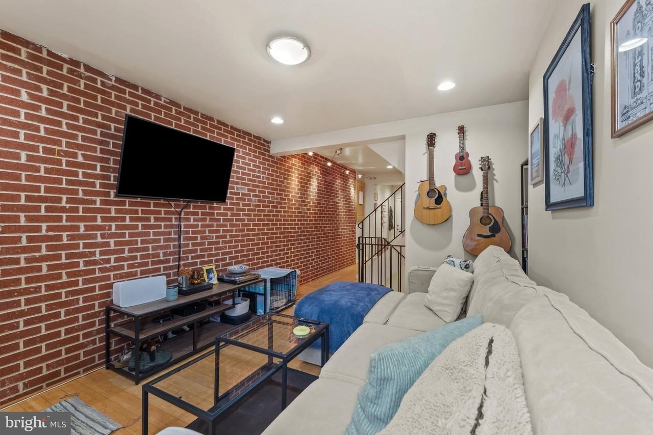 1807 East Lombard Street - Photo 4 of 30