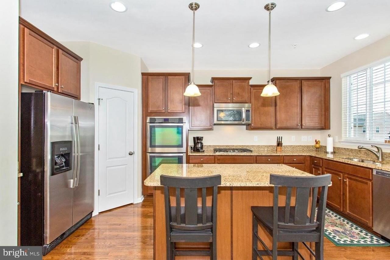 5028 Small Gains Way - Photo 7 of 11