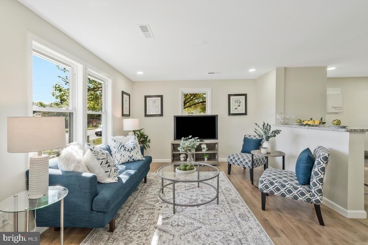 21975 Baja Ln - Photo 2 of 33