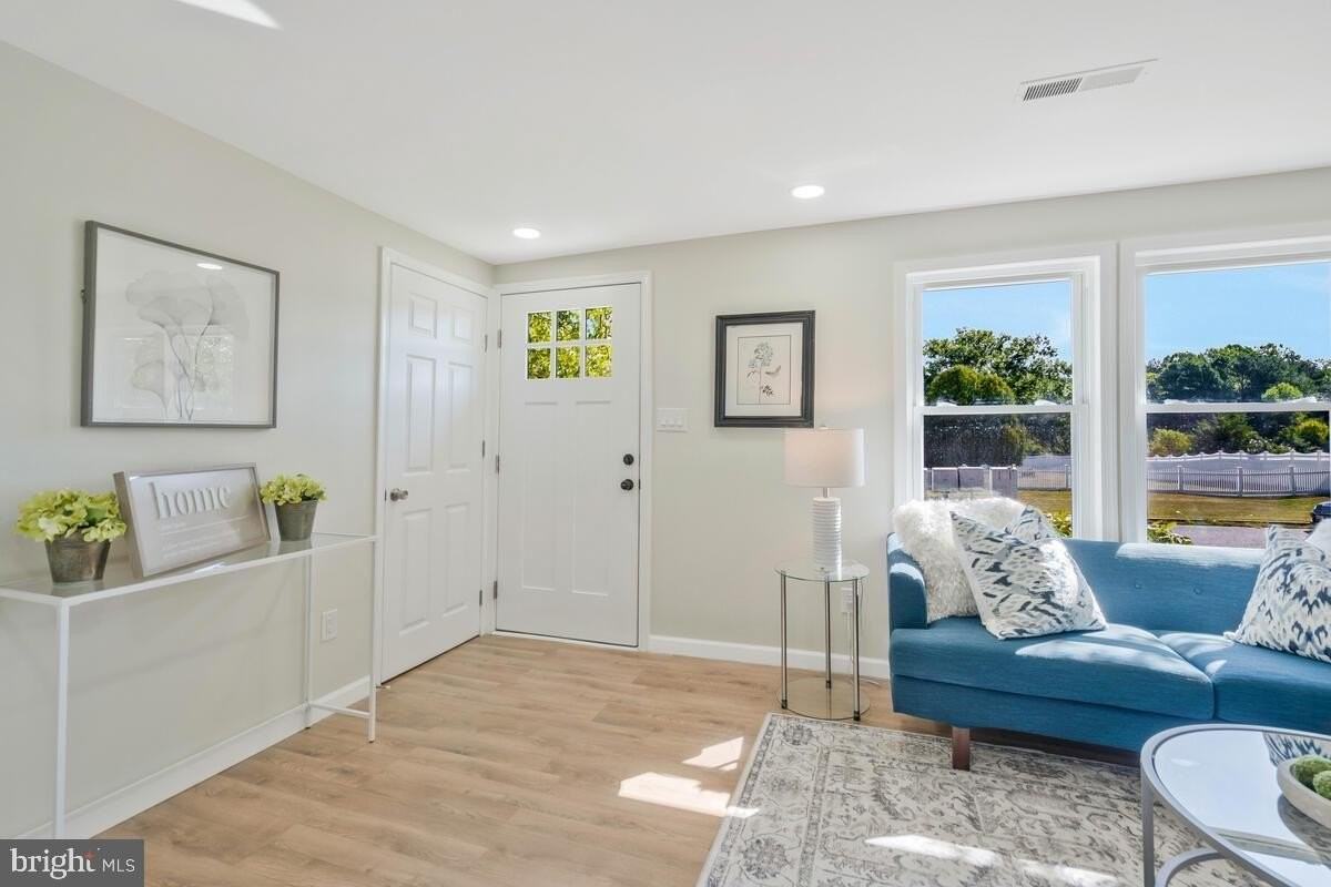 21975 Baja Ln - Photo 4 of 33