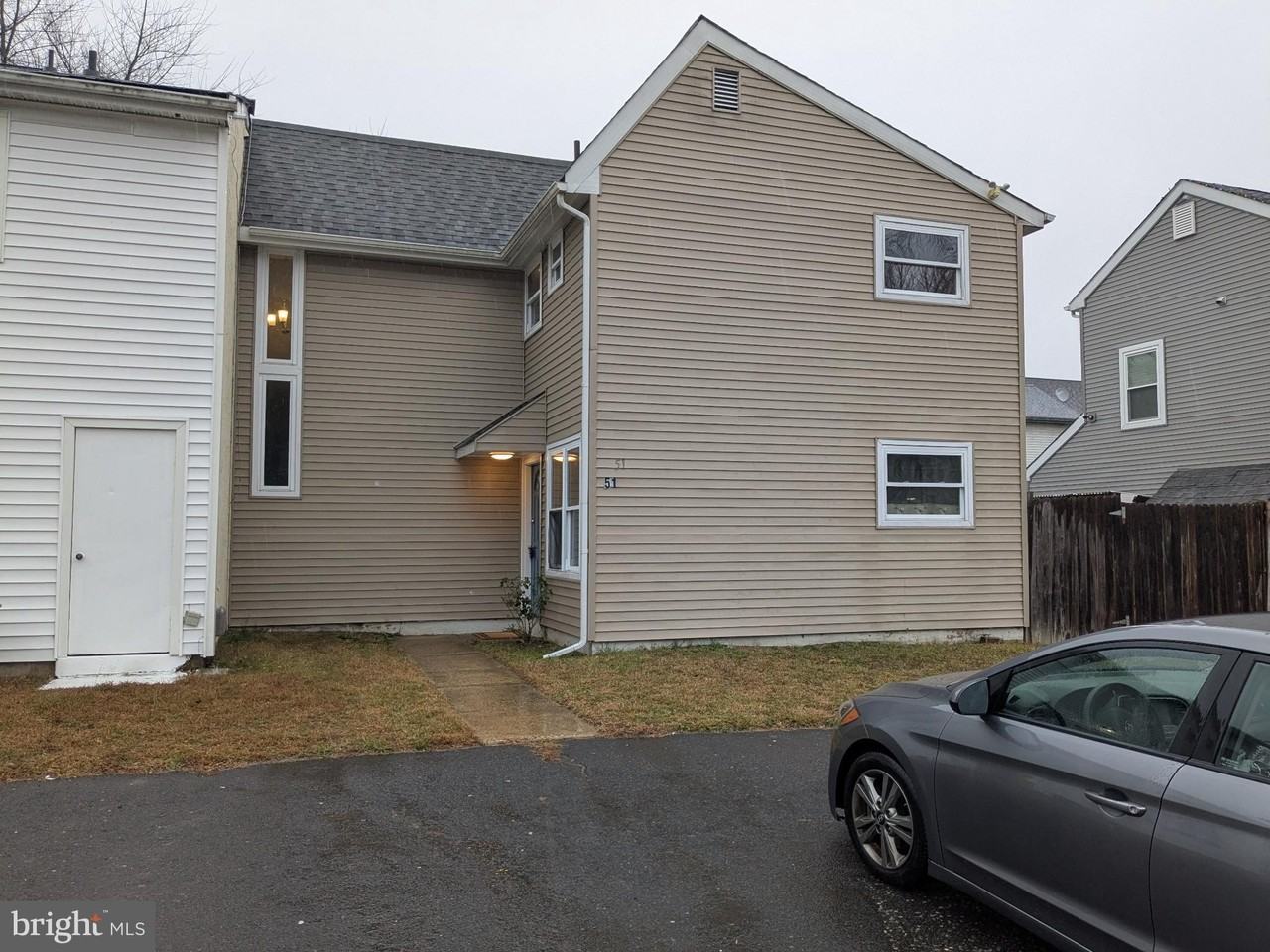 51 Noble Road - Photo 2 of 27