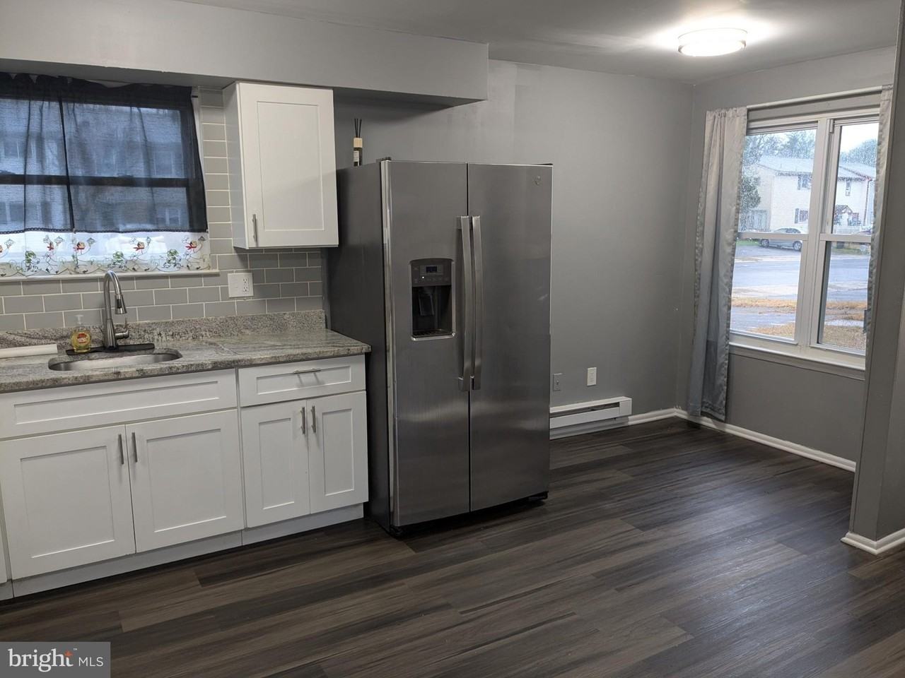 51 Noble Road - Photo 6 of 27