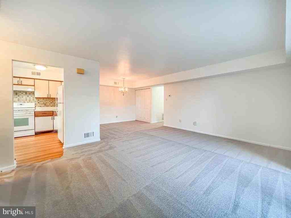 301 Hopkins Court - Photo 5 of 28