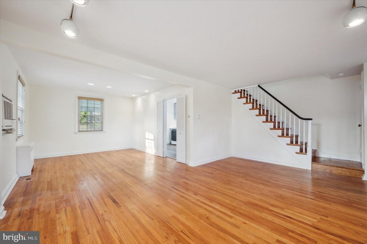 459 Rock Glen Drive - Photo 5 of 24